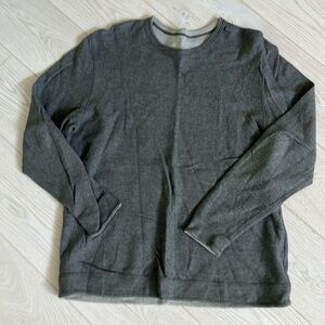 Men’s XL reversible long sleeve tee.